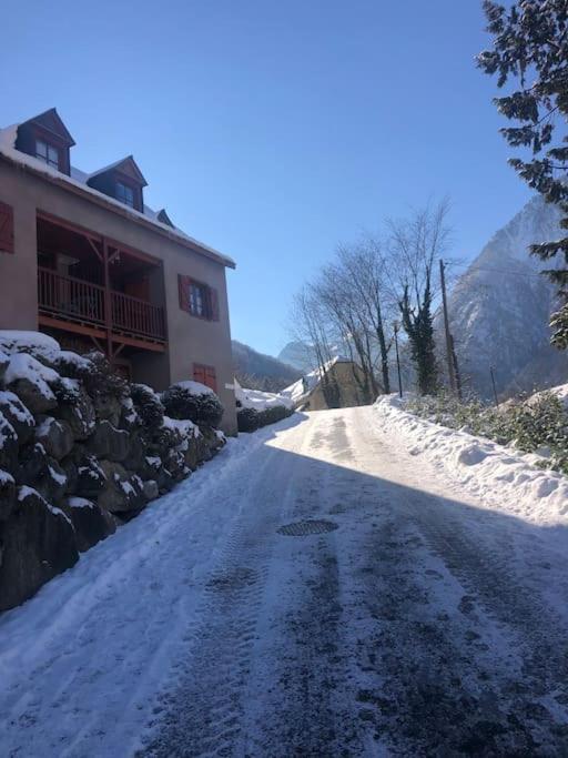 "La Cle Doree" Appartement Balcon Ensoleille Vue Montagne Wifi Cauterets Exterior foto